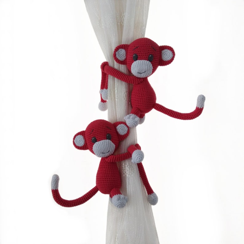 Embrasse de rideau crochet singe marron amigurumi décoration
