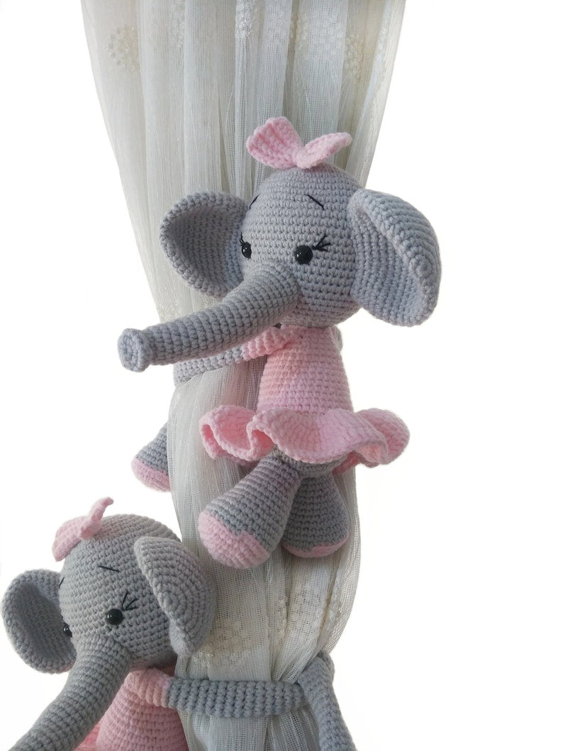 Embrasse de rideau crochet éléphant gris amigurumi décoration