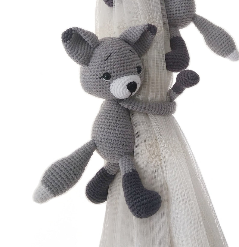 Embrasse de rideau crochet renard roux amigurumi décoration