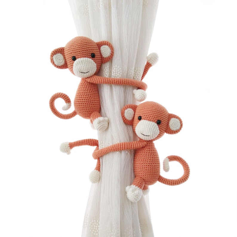 Embrasse de rideau crochet singe marron amigurumi décoration