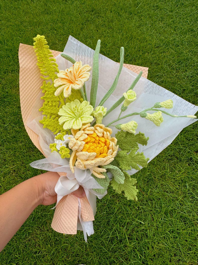 Bouquet de fleurs au crochet, dahlias roses tricotées déco maison