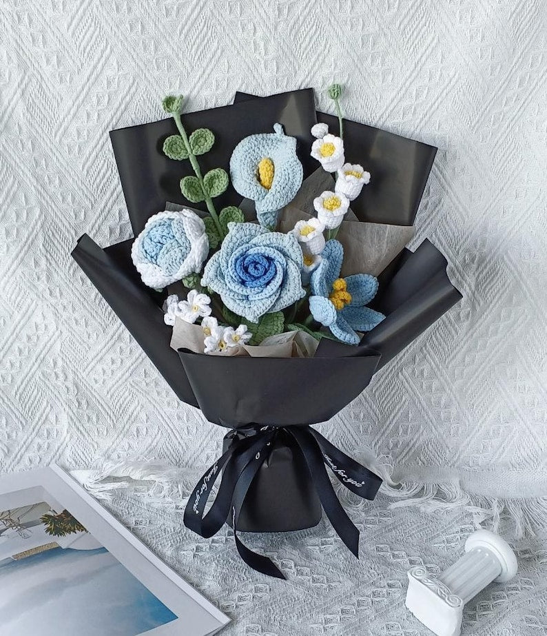 Bouquet de fleurs au crochet : tournesol, rose et lys faits main - Cadeau éternel