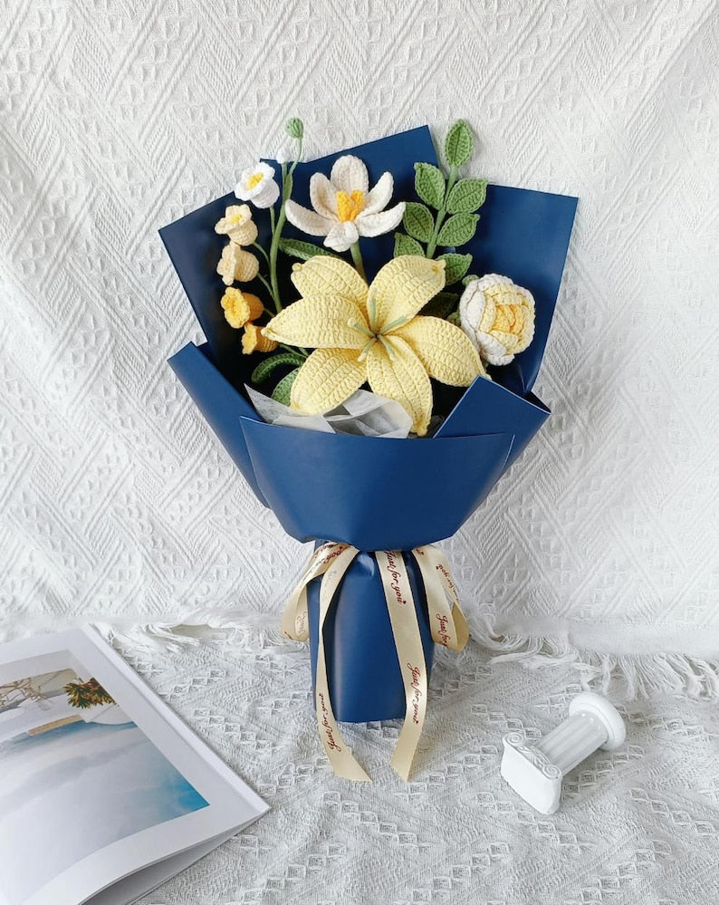 Bouquet de fleurs au crochet : tournesol, rose et lys faits main - Cadeau éternel