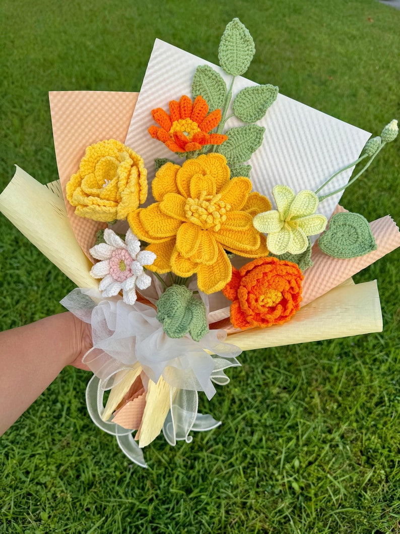 Bouquet de fleurs au crochet, pivoine déco maison ou bureau