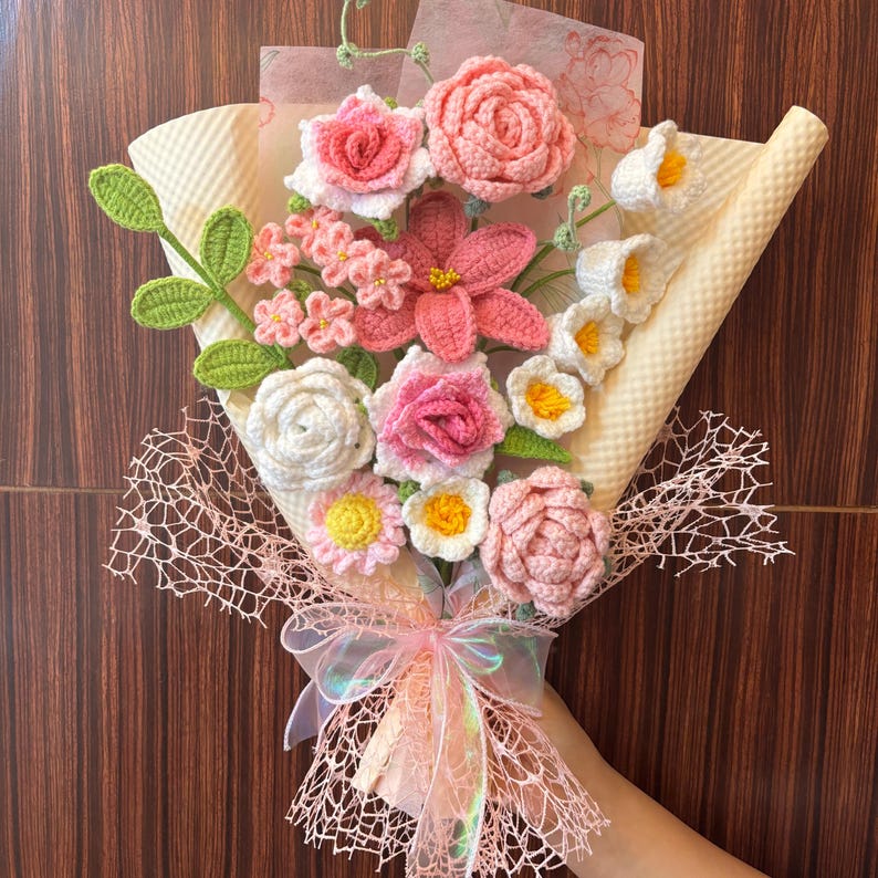 Bouquet de fleurs au crochet, tulipes roses cadeau anniversaire mariage