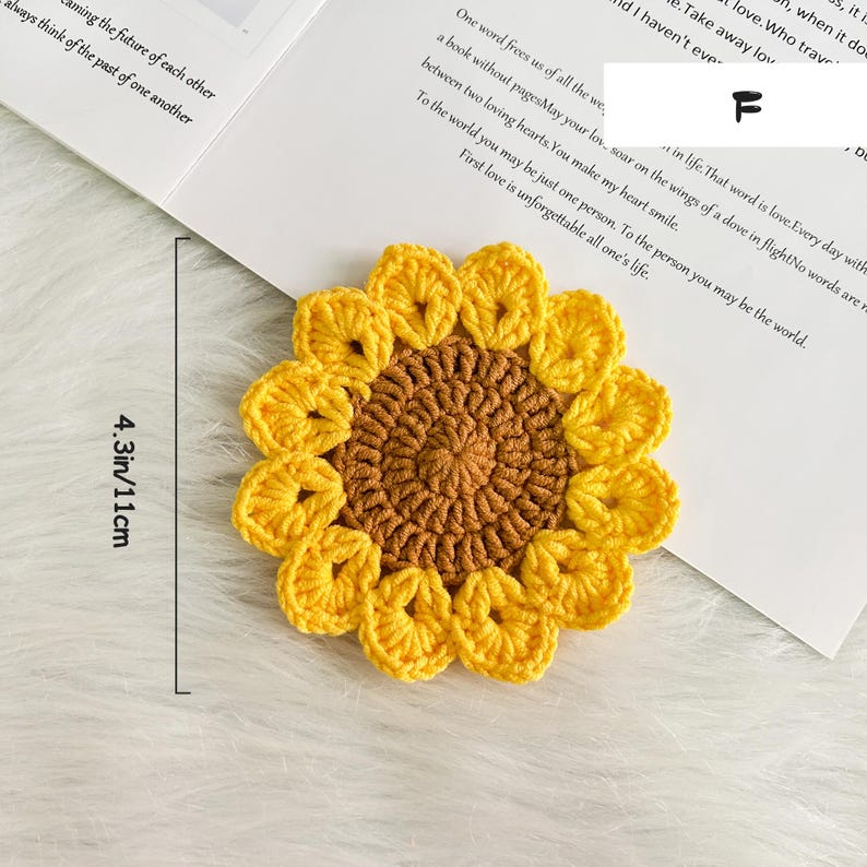 Sous-verres fleurs roses et tournesol au crochet, déco cuisine