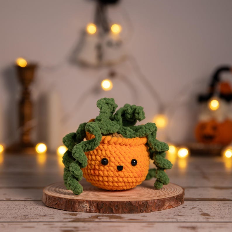 Breloque de Noël en crochet pour voiture Monstera : cintre fait main père Noël et plante flocon de neige