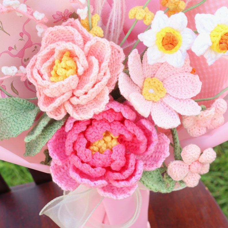 Bouquet de fleurs au crochet, pivoines tulipe rose cadeau fête des mères
