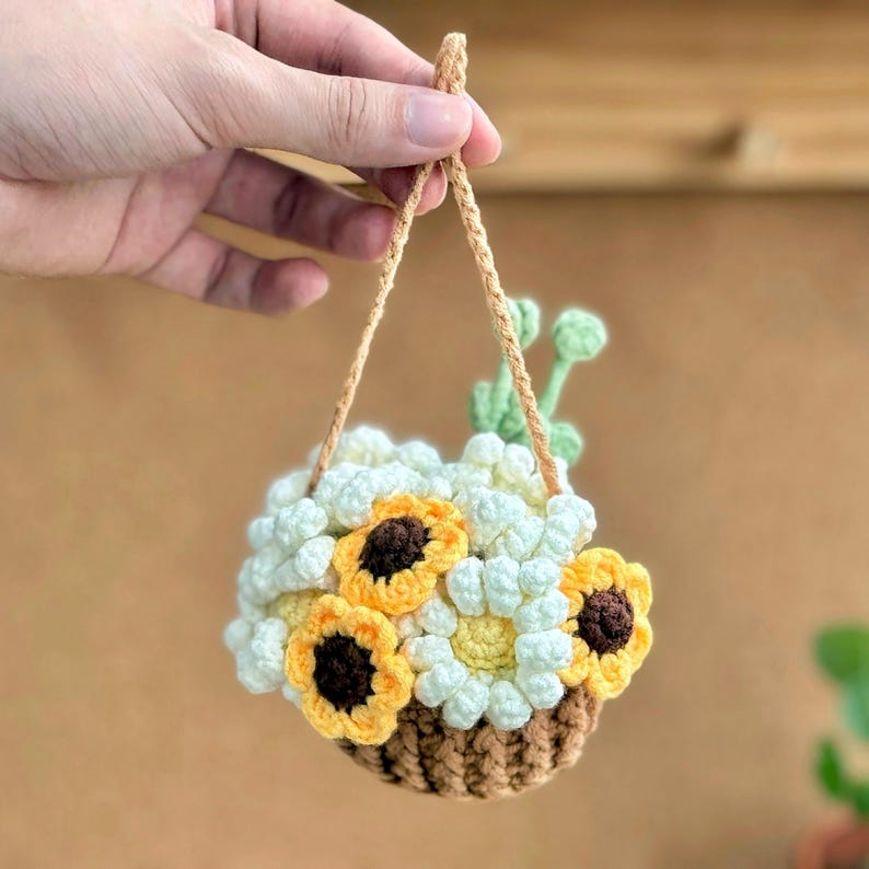 Suspension patron crochet panier fleurs tournesols roses marguerites