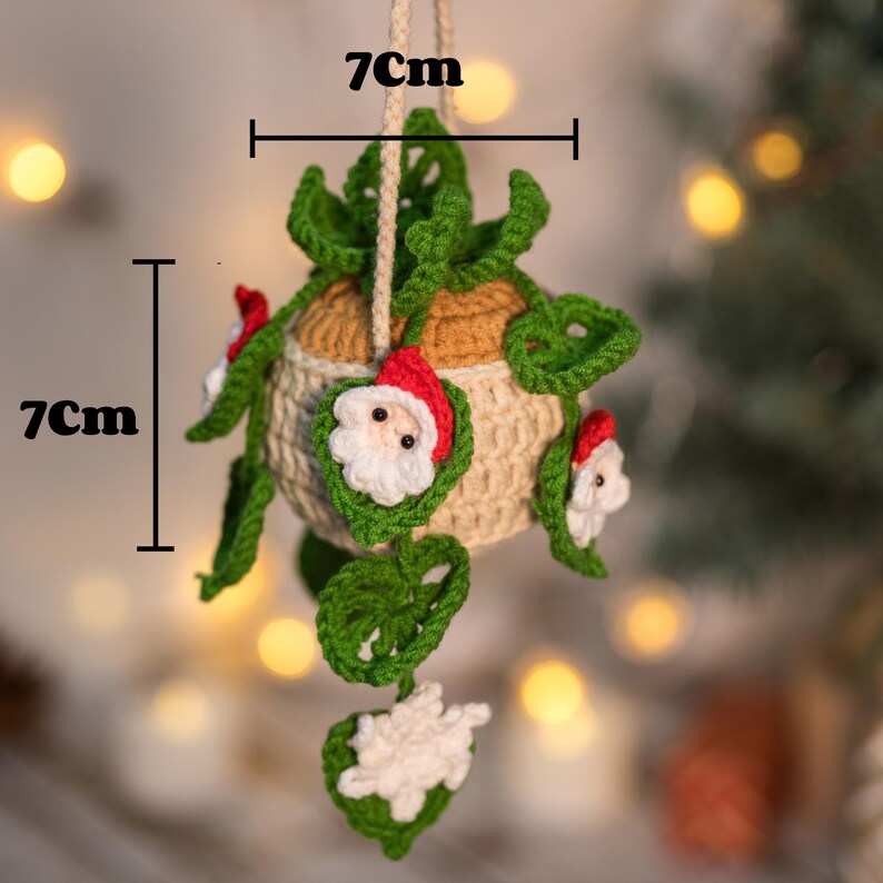 Breloque de Noël en crochet pour voiture Monstera : cintre fait main père Noël et plante flocon de neige