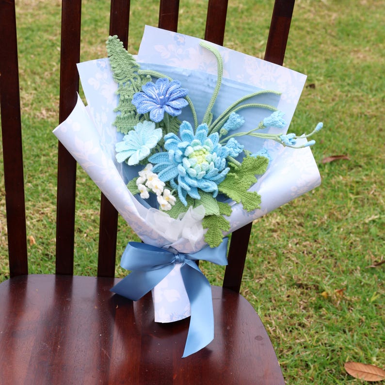 Bouquet de fleurs au crochet, dahlias roses tricotées déco maison