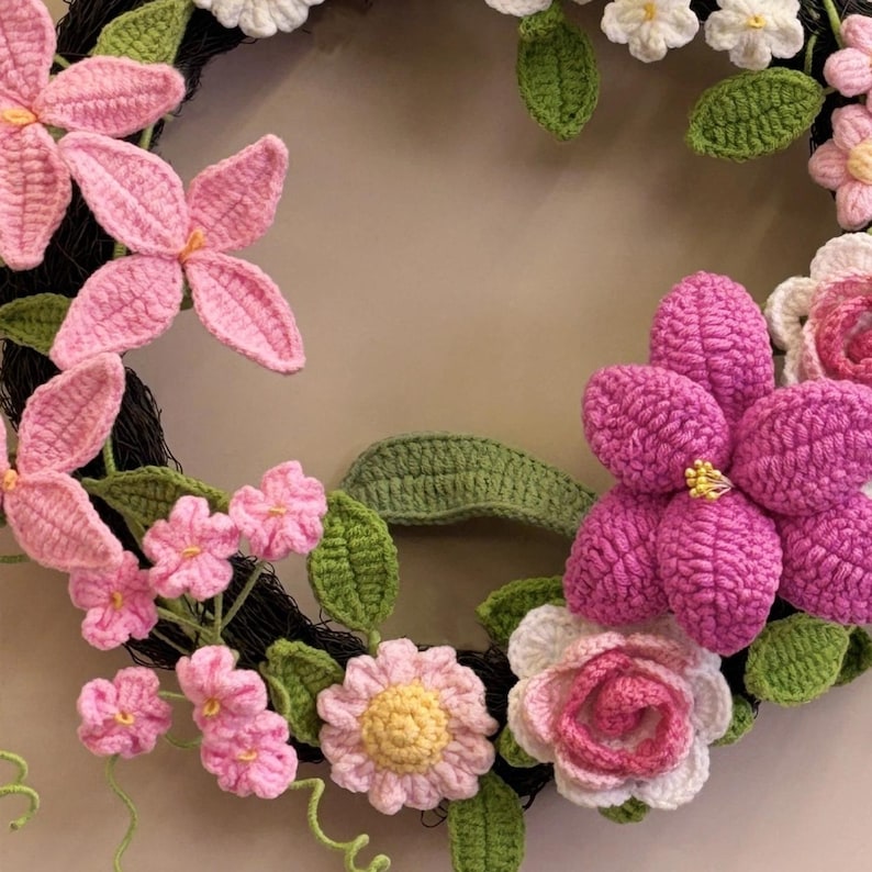 Couronne arc-en-ciel au crochet pour décoration lumineuse de porte