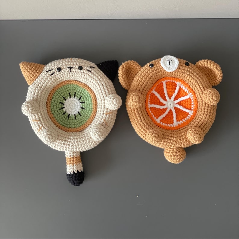 Sous-verres chat et fleurs au crochet, ensemble mignon et fleuri