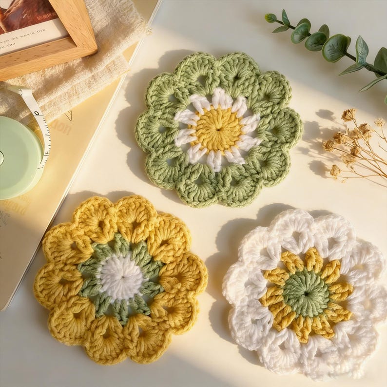 Sous-verres marguerite et tournesol au crochet en coton bohème