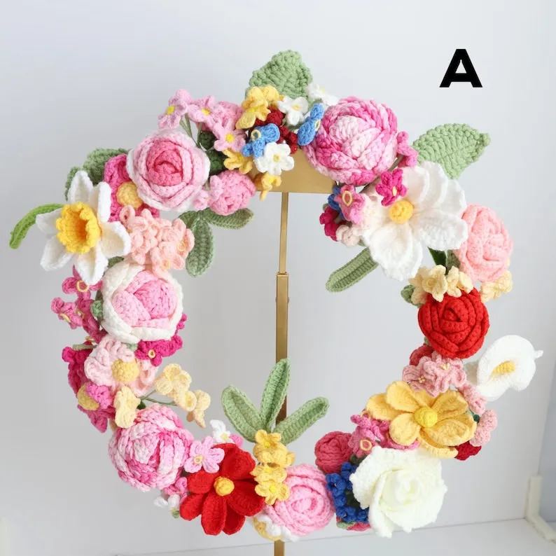 Couronne au crochet faite main pour décoration printanière intérieure