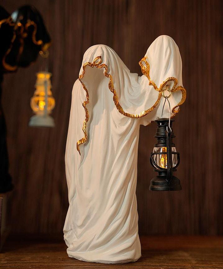 🔥2026 Handcrafted Ghost Wizard Lantern Ornament