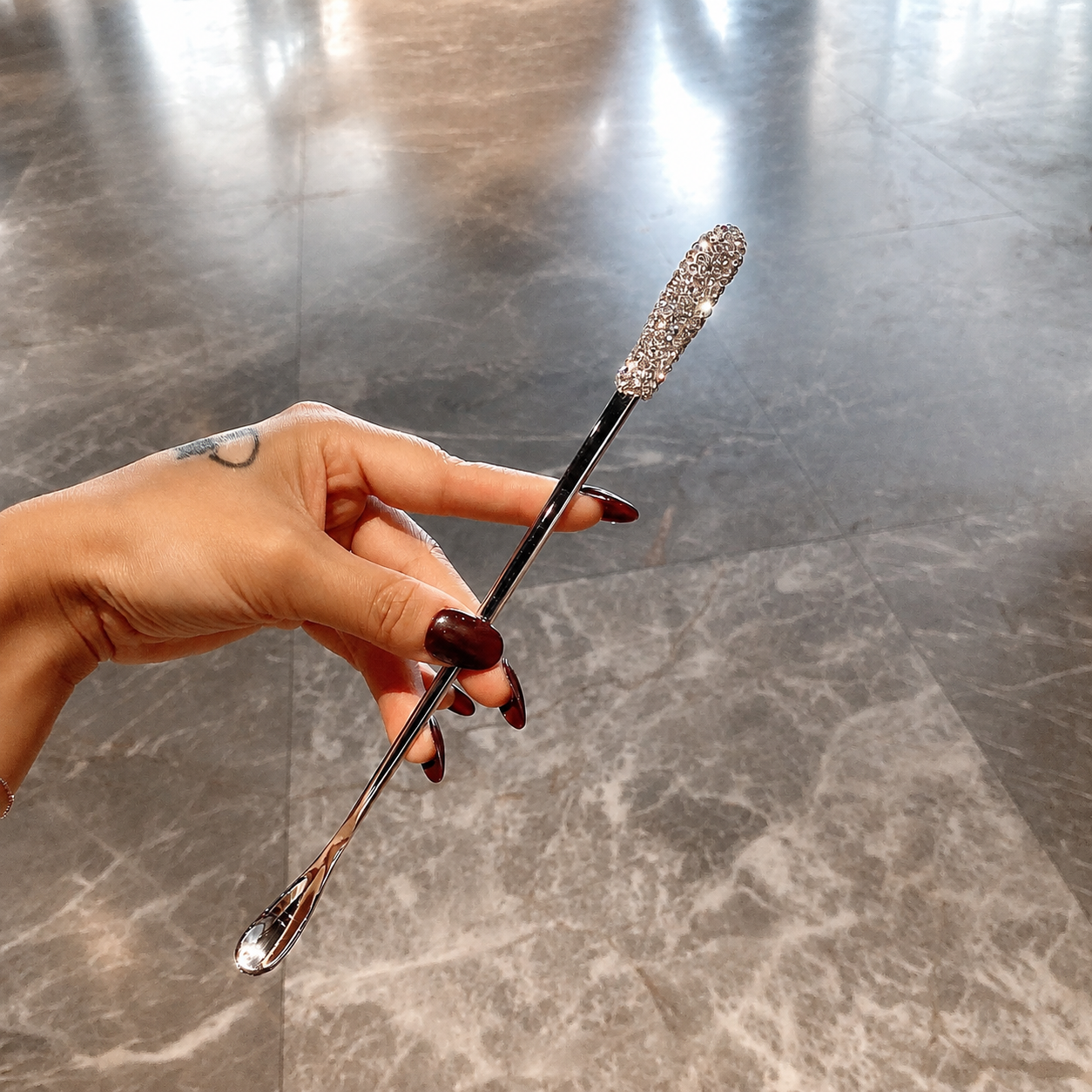 Luxury Rhinestone Stirrer – Sparkling Crystal Cocktail & Coffee Spoon