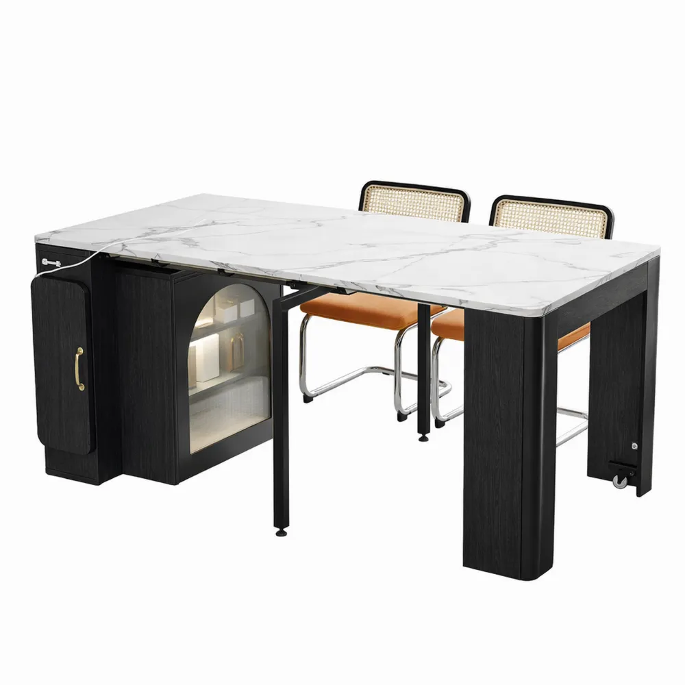 Vielseitiger Küchentisch mit Rollen und Steckdosen