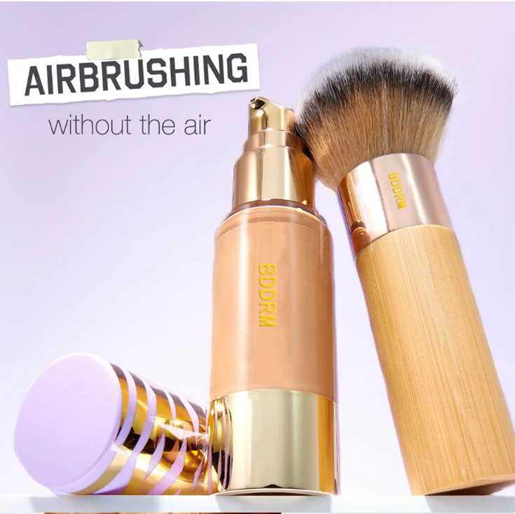 Fluffy dome foundation brush