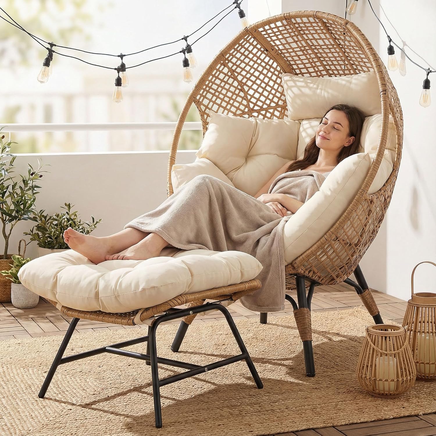 Wicker Egg Chair with Ottoman