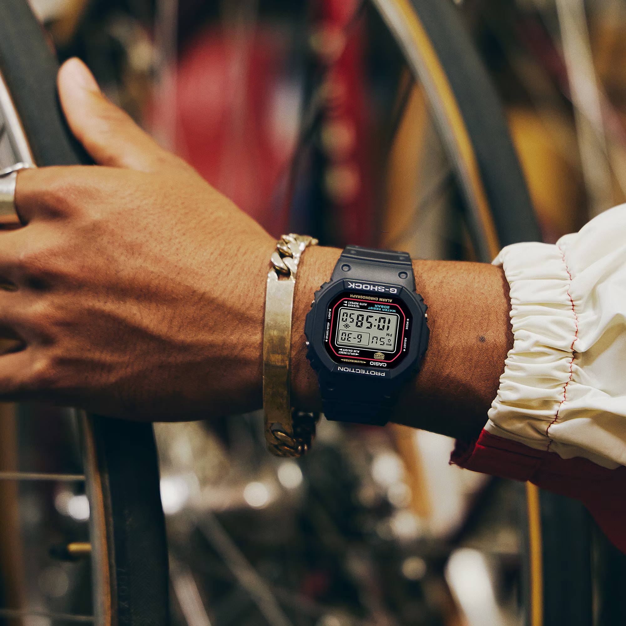 G-SHOCK DW-5600RL-1
