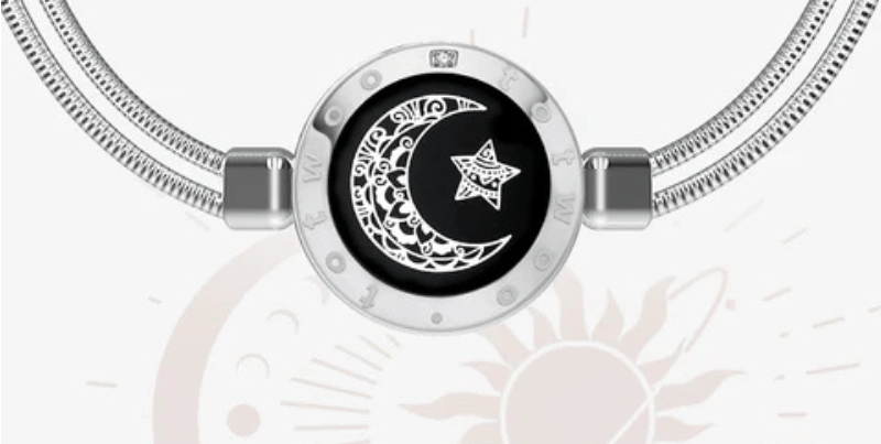 Moon Touch Single Bracelet with Snake Chain