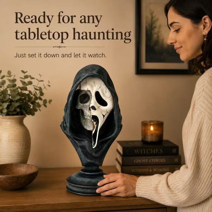 💀 Broken Ghostface Skull Bust Gothic Halloween Resin Decor