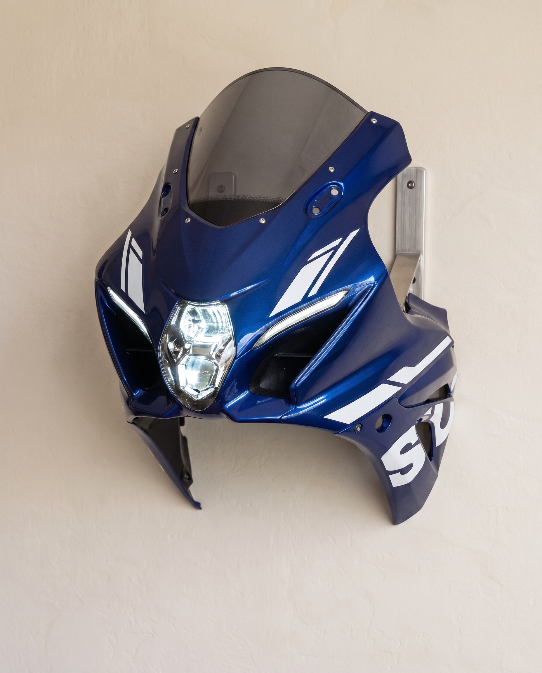 🏍️ Sportbike Front Fairing Wall Decor Light Epic motorsport wall art with functional LED headlights