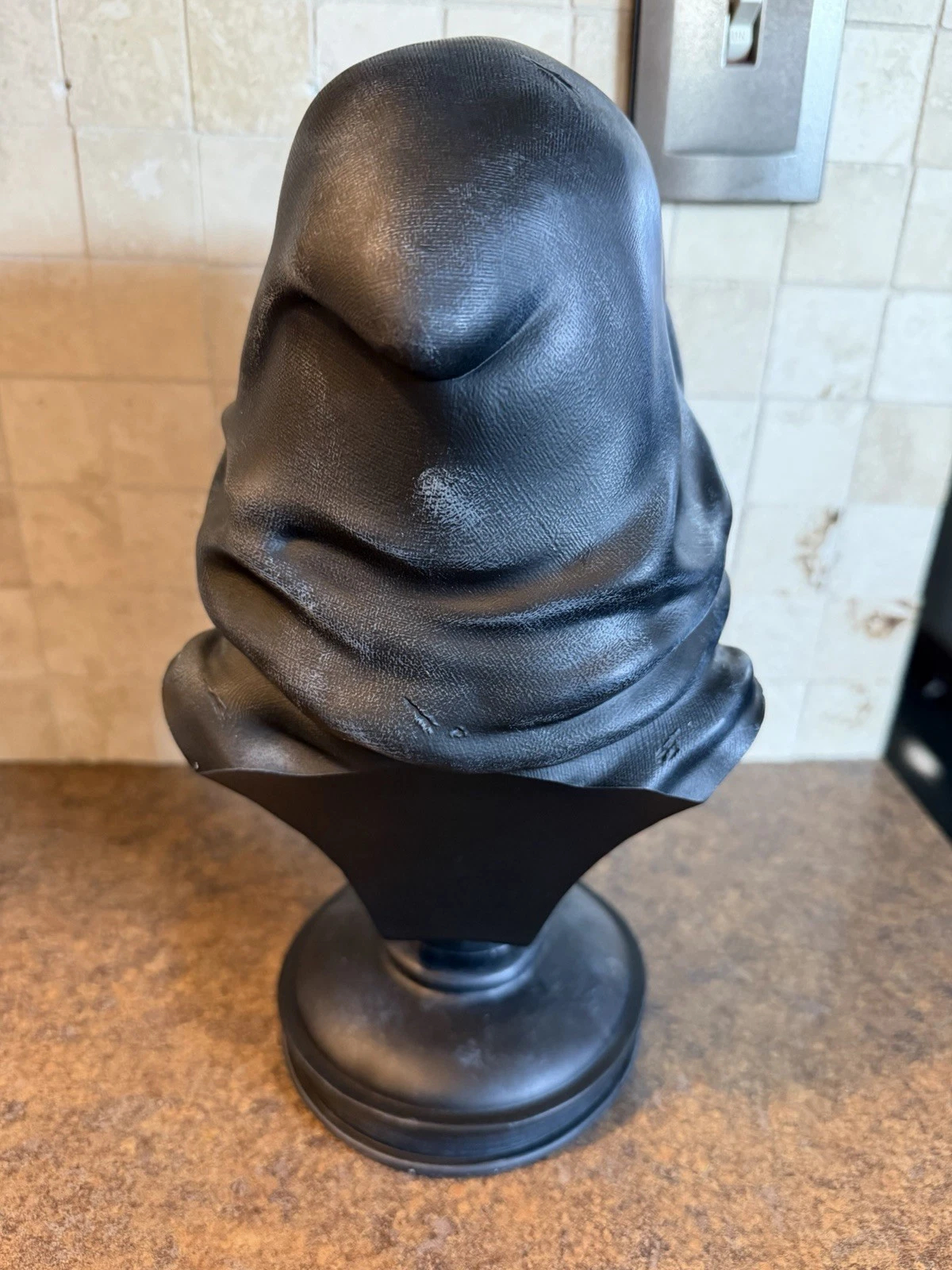 💀 Broken Ghostface Skull Bust Gothic Halloween Resin Decor