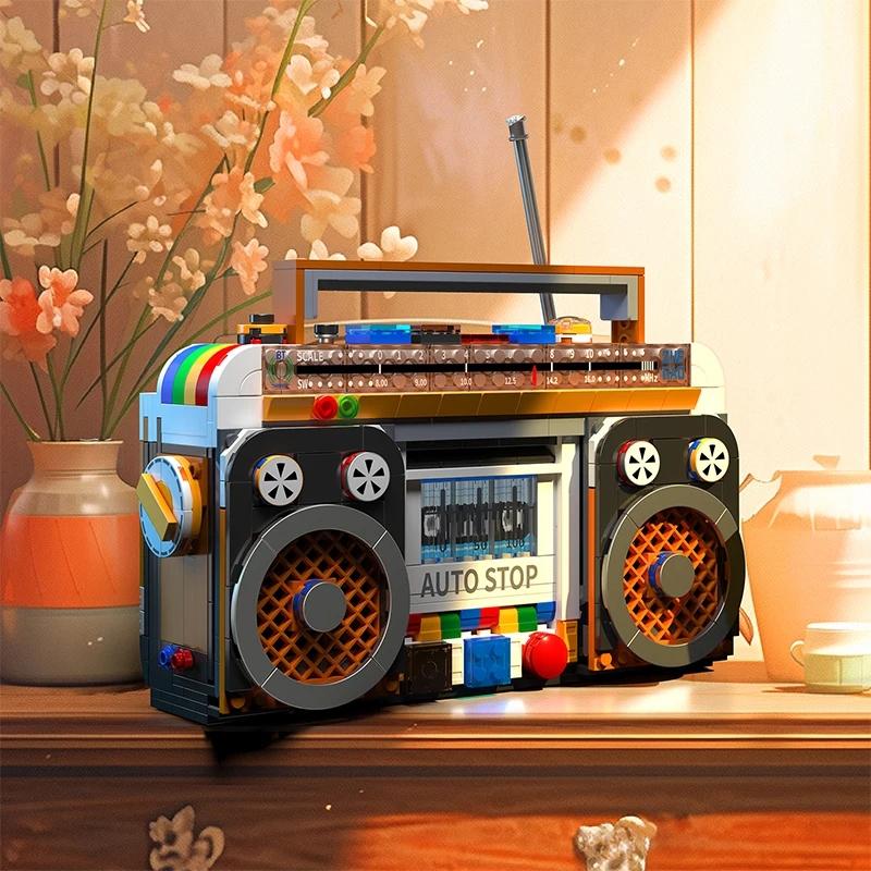 554 PCS Retro radio model, creative building block set, Building Sets, features opening mechanism, compatible with major brands, trendy decorative piece, DIY toy ornament, educational assembly kit, children's festive gift, Building Blocks Model 554 PCS Retro radio model, creative building block set, Building Sets, features opening mechanism, compatible with major brands, trendy decorative piece, DIY toy ornament, educational assembly kit, children's festive gift, Building Blocks Model