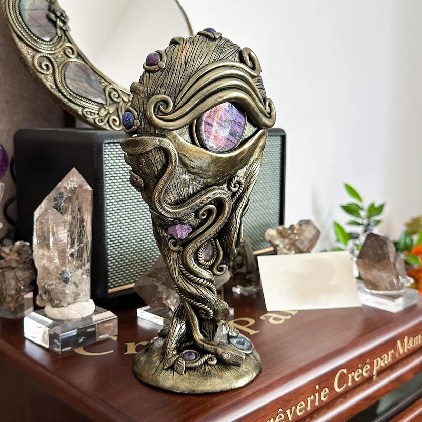 💎Medusa Snake Tree Obsidian Scrying Mirror Stand Crystal Witch Decor