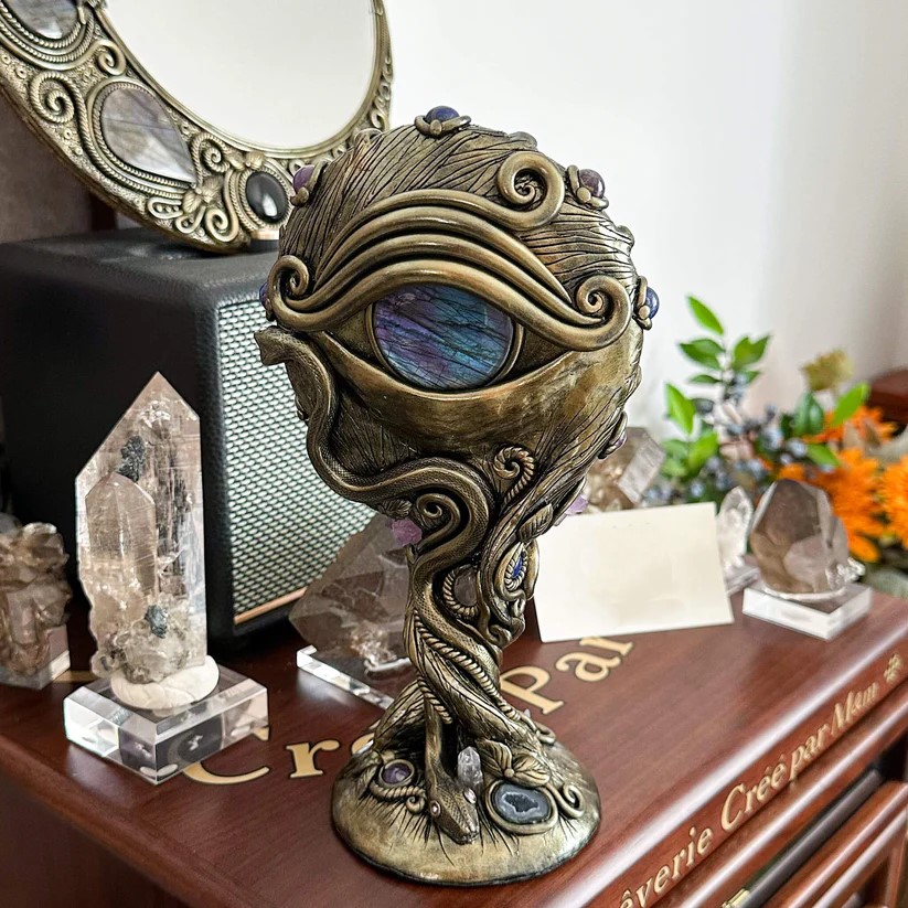 💎Medusa Snake Tree Obsidian Scrying Mirror Stand Crystal Witch Decor