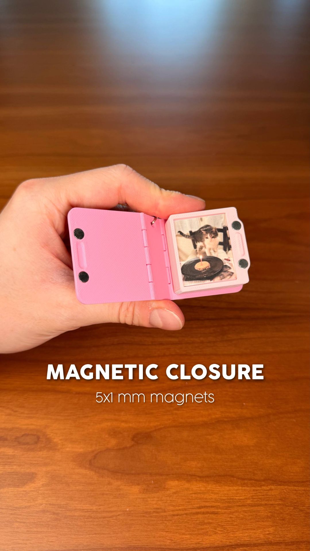 🔥 LAST DAY 49% OFF 🔥 KEY BOOK - Custom Mini Photo Book Keychain | Personalized Gift 📖🔑
