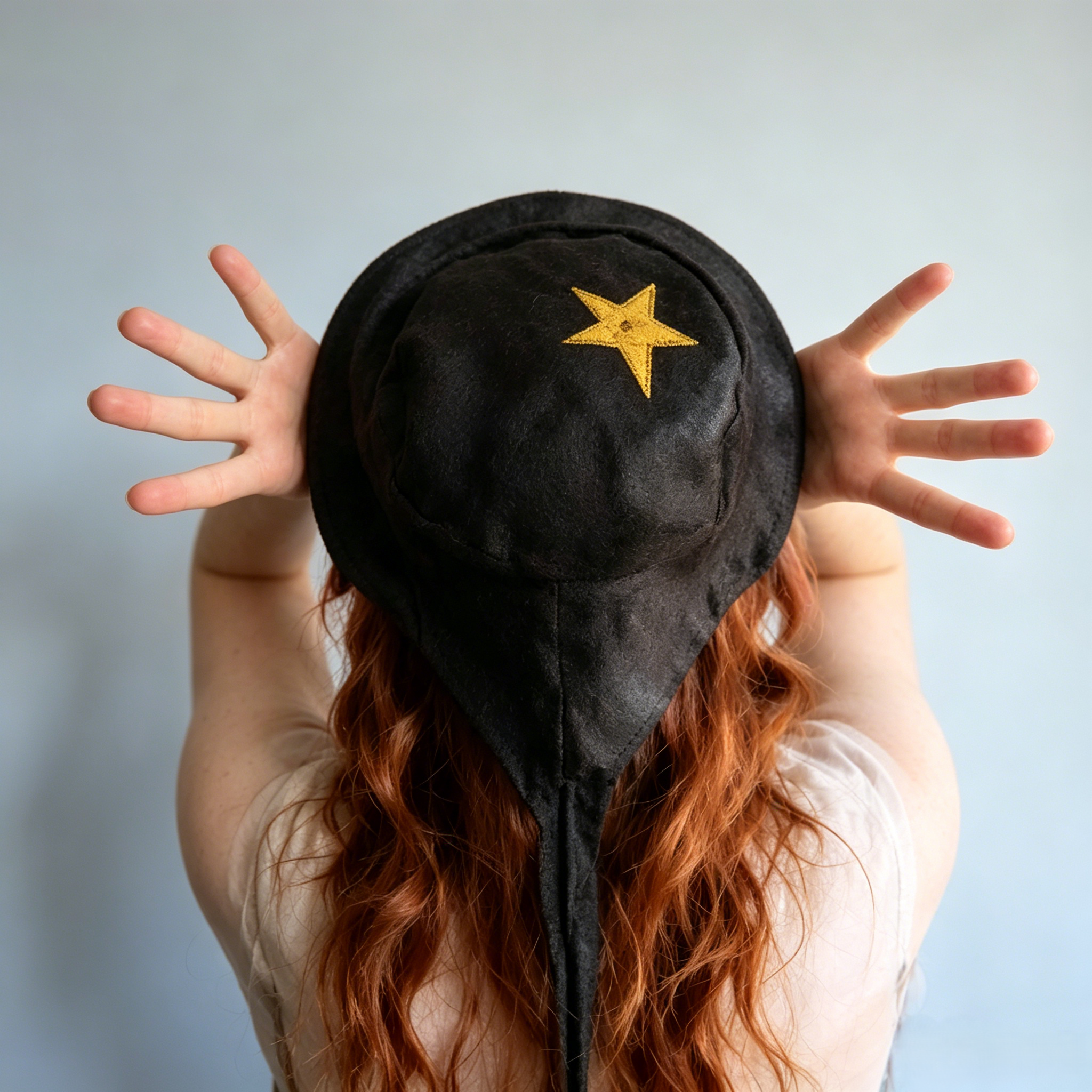 🦀 Horseshoe Crab Hat
