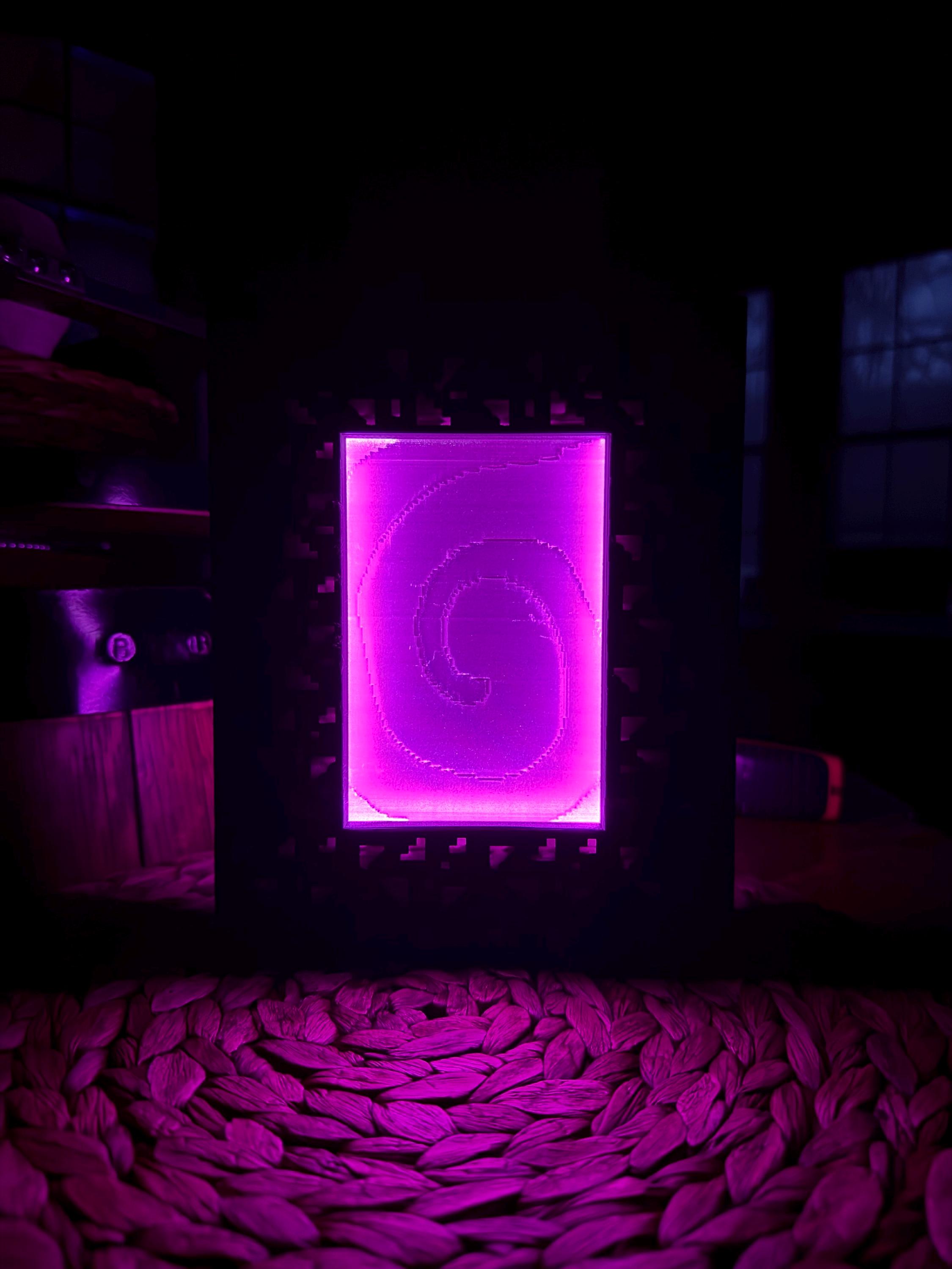 🌀 Pixel Nether Portal LED Night Light | Minecraft Inspired Desk Lamp