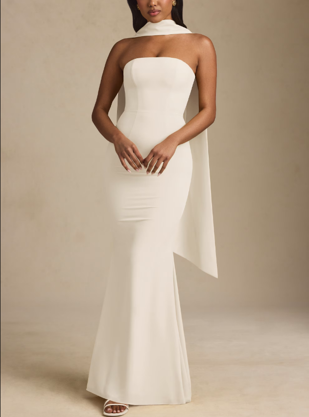  Elegant Strapless Fitted Long Gown with Scarf