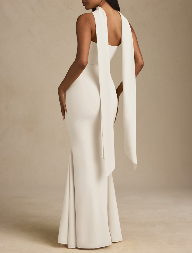  Elegant Strapless Fitted Long Gown with Scarf