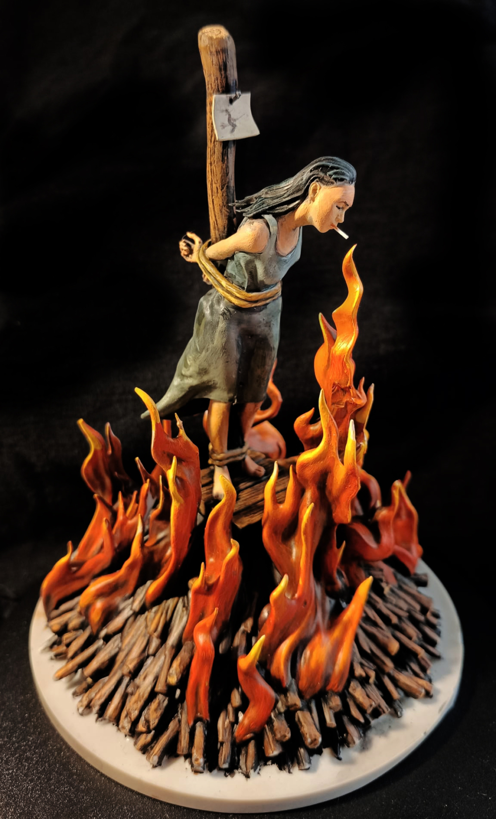 🔥Medieval Witch Burning Backflow Incense Burner