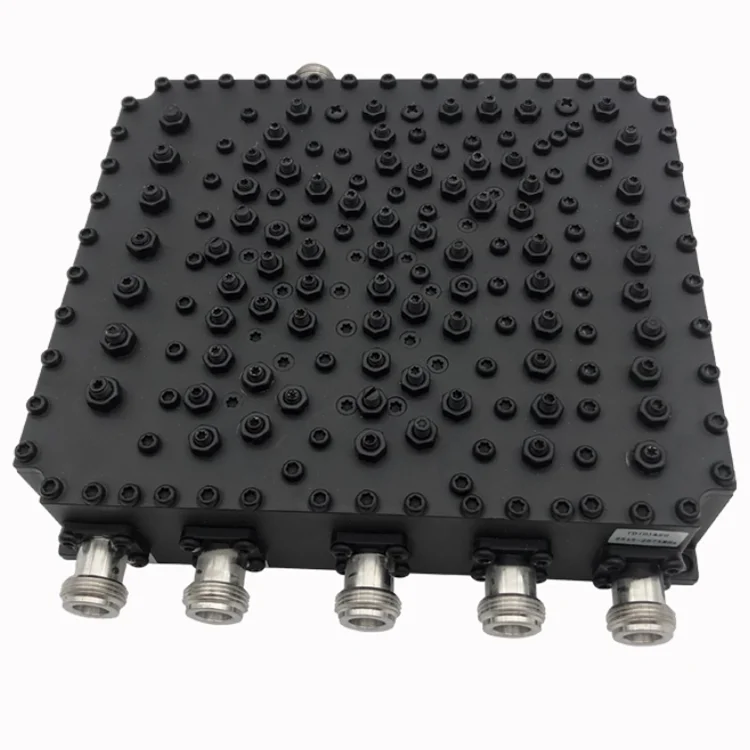 High Power 200W 4 Way Cavity Combiner 698-3800MHz 4.3-10 Female for 5G 4G Base Station