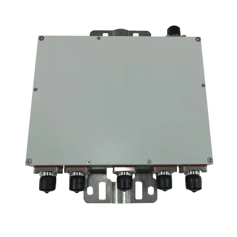 RF Penta-band Combiner 824-894/1710-1755/2110-2155/1850-1990/2500-2690/3300-3800MHz with 4