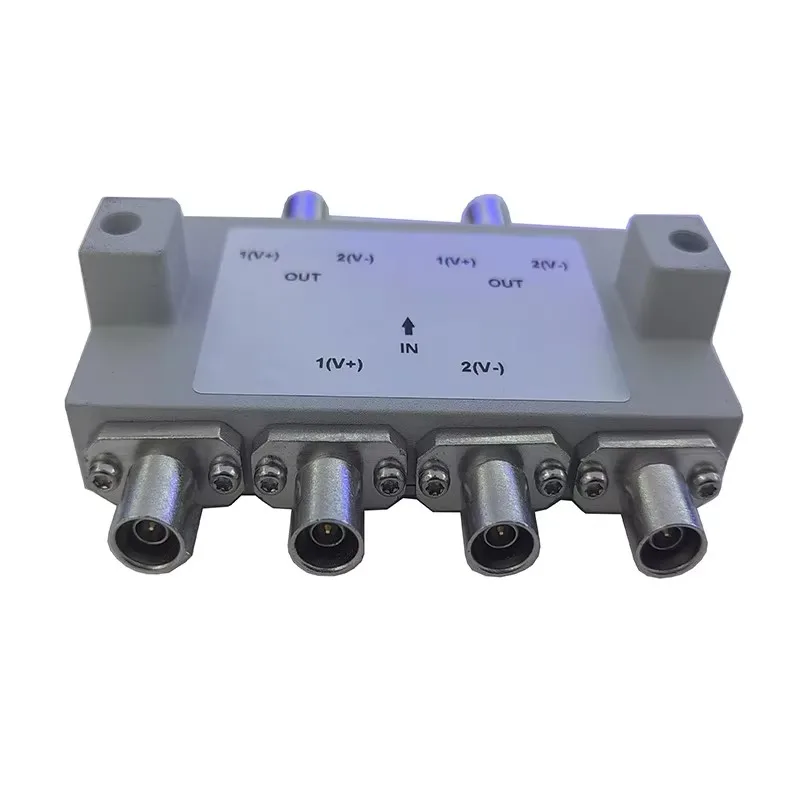 DC Supply Power Pass Splitter with Fittings 1700-2700MHz & 3300-3600MHz High Isolation ACTIVE