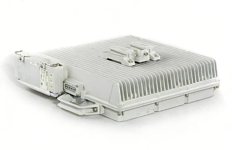 ZTE ZXSDR R8984E 2300MHz LTE TDD Remote Radio Unit RRU-boxintelecom