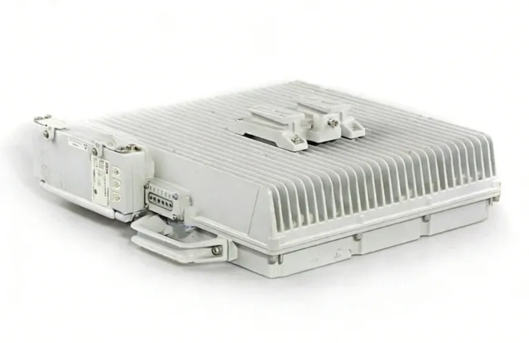 ZTE ZXSDR R8984E 2300MHz LTE TDD Remote Radio Unit RRU-boxintelecom