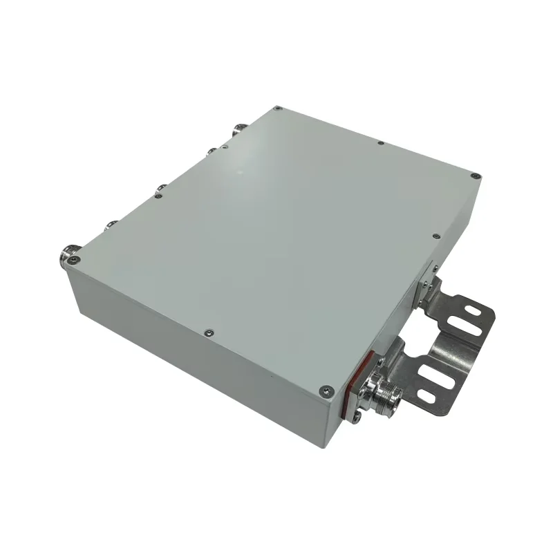 RF Penta-band Combiner 824-894/1710-1755/2110-2155/1850-1990/2500-2690/3300-3800MHz with 4