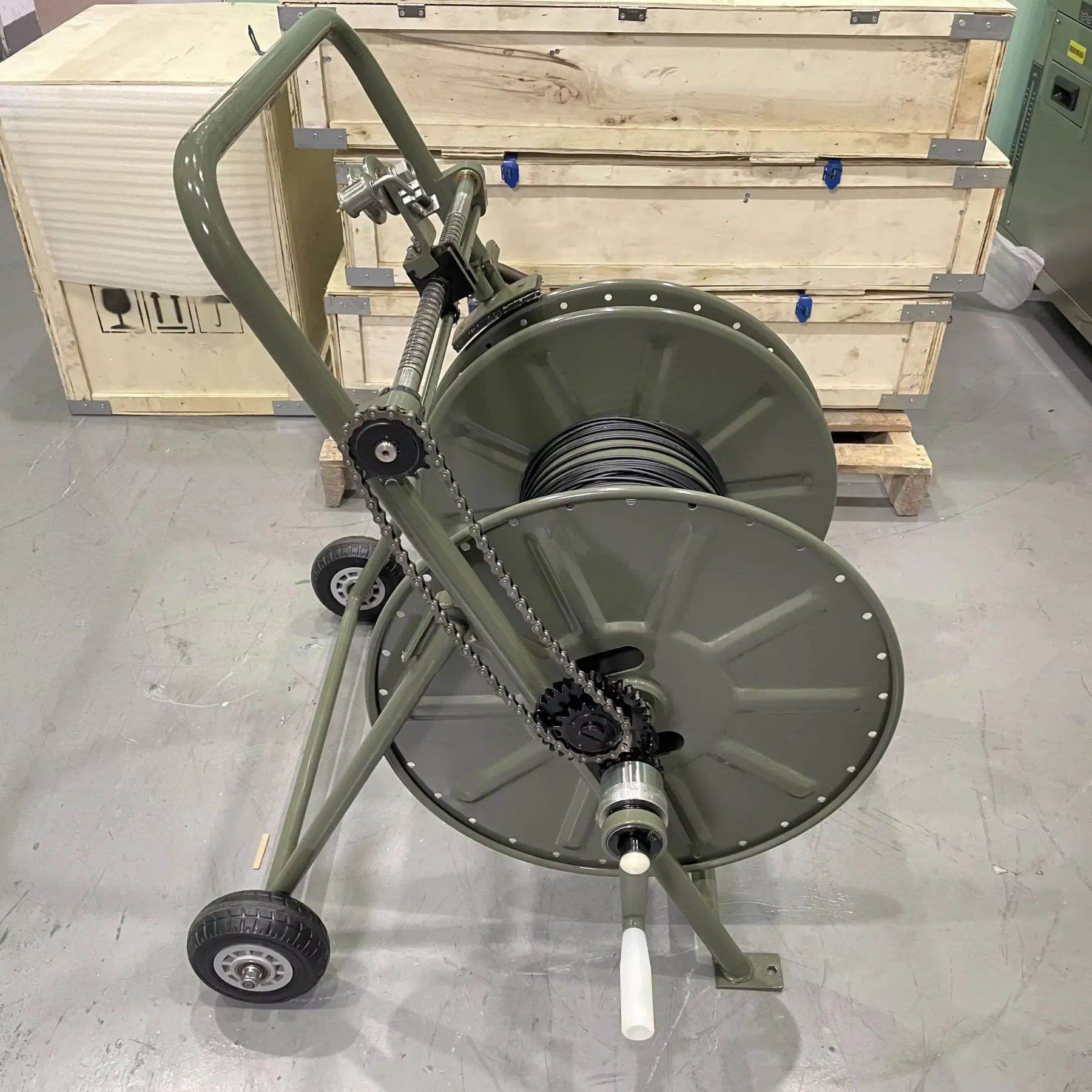 Portable Tactical Fiber Optic Cable Reel with Fixed Wheel Stand  Metal Foldable for FTTA D