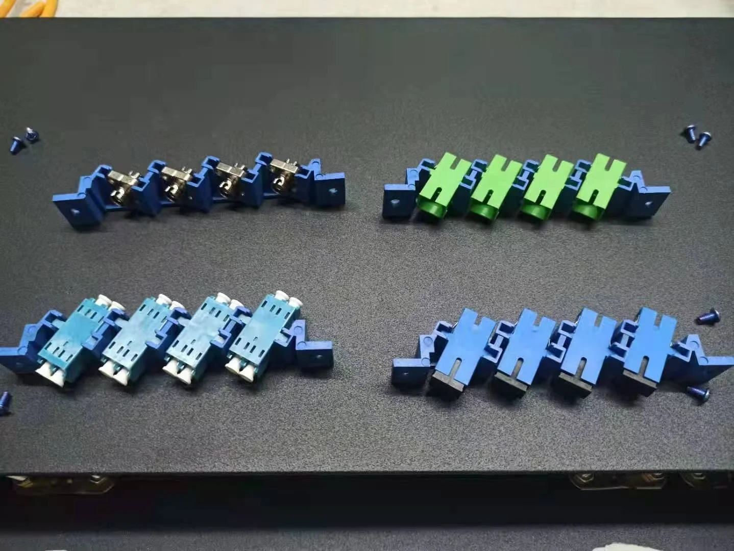 12 24 48 Port Fiber Optic Patch Panel 1U 19 Inches Rack Mount LC SC Full Equipment Din Rail Sliding Fiber Patch Panel Odf-boxintelecom