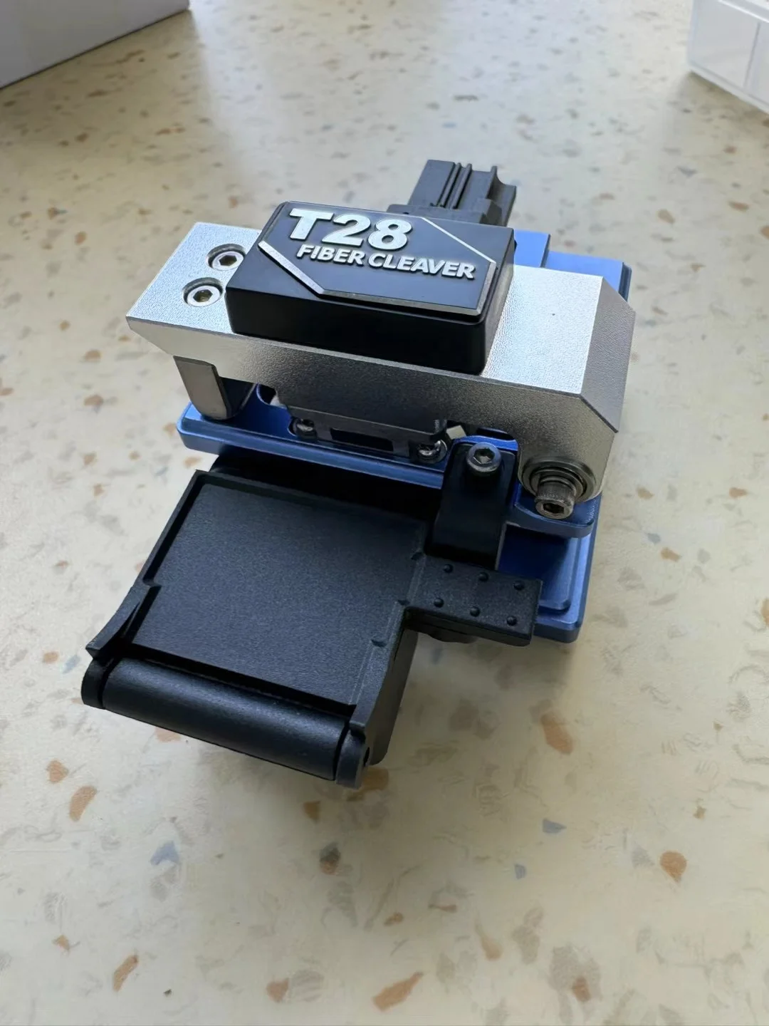 High Quality Fiber Cleaver T28  FTTH Optical Fiber Cleaver  Fiber Optic Cleaver for FTTH-boxintelecom