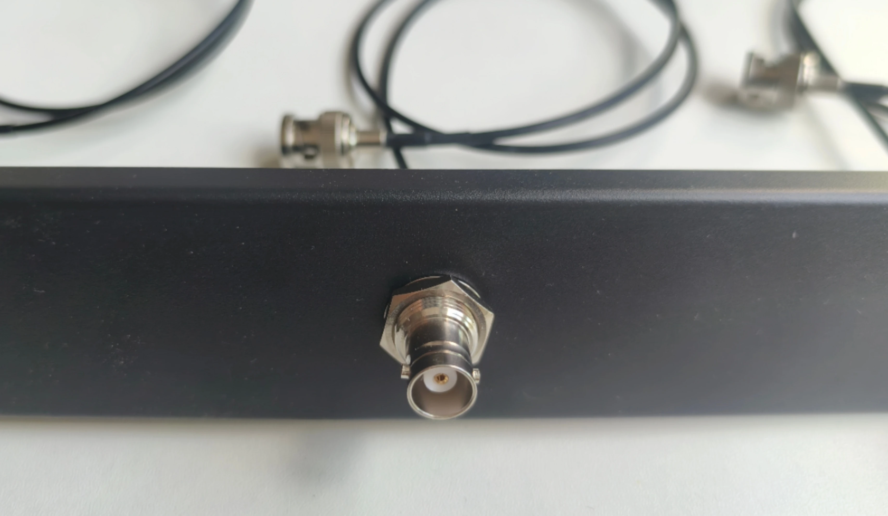 Antenna Relocation Rack Mount Kit - 19 Inches Front Panel 4 Hole Ports with 4 Cables, 24 Inch (BNC Male-BNC Female) SDI Cables-boxintelecom