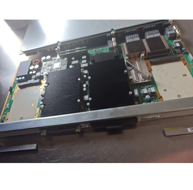 OSN9800 TNU5U402 Technology Vision Board Leads the Leapfrog Development of Optical Communi