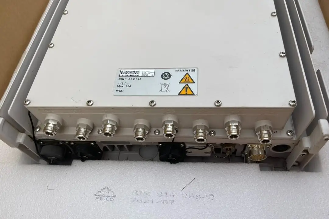 RRUL 81 B39A KRC 161 470/1 Wireless Base Station RF Unit RRUL 81B39A KRC161470/1